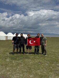 SON GÖLDE AGALARLA BERABER